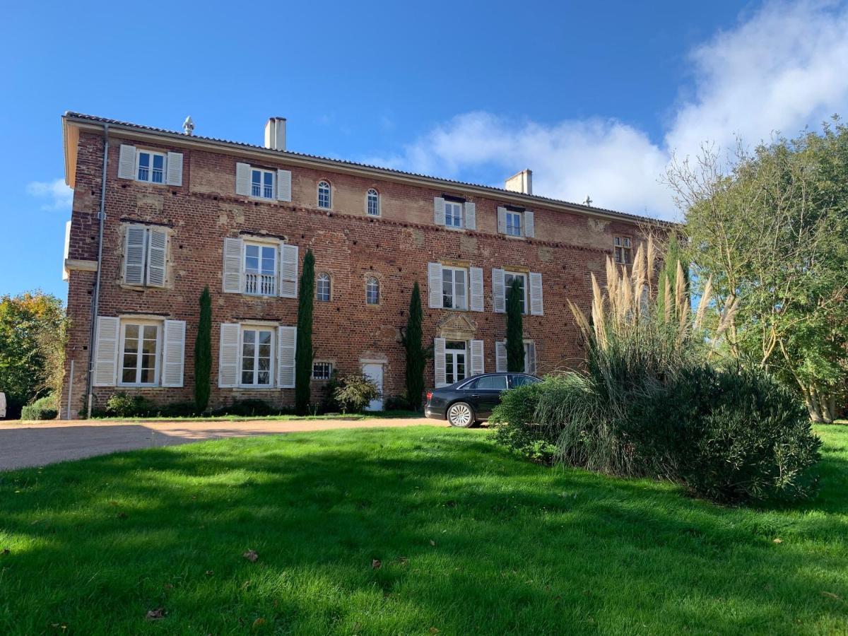 Appartements Au Chateau Ars Ars-sur-Formans Exterior photo